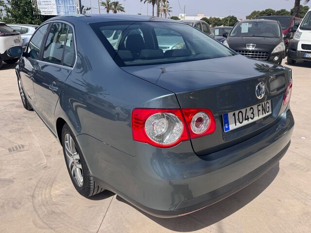 VOLKSWAGEN JETTA ADVANCE 1.9 TDI AUTO SPANISH LHD IN SPAIN ONLY 49000 MILES 2007